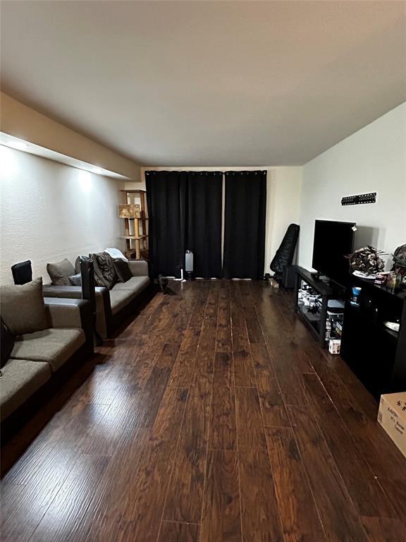 Foto del edificio - 4645 Wild Indigo St