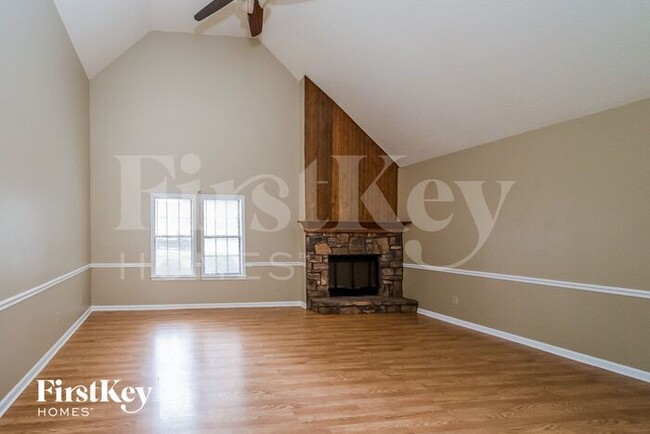 Building Photo - 9168 Fletcher Trace Pkwy