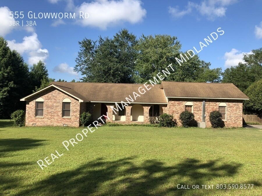 Primary Photo - Charming Ranch-style Home in Swansea! Appl...