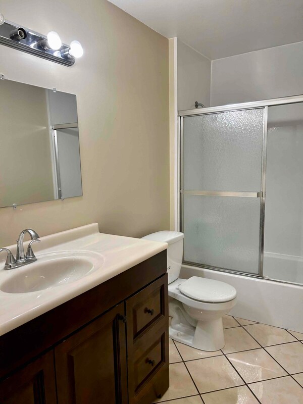 Building Photo - 30445 W 14 Mile Rd