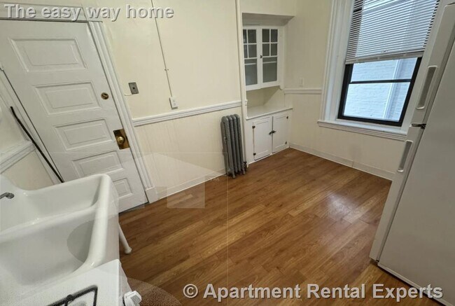 Foto del edificio - 885 Massachusetts Ave