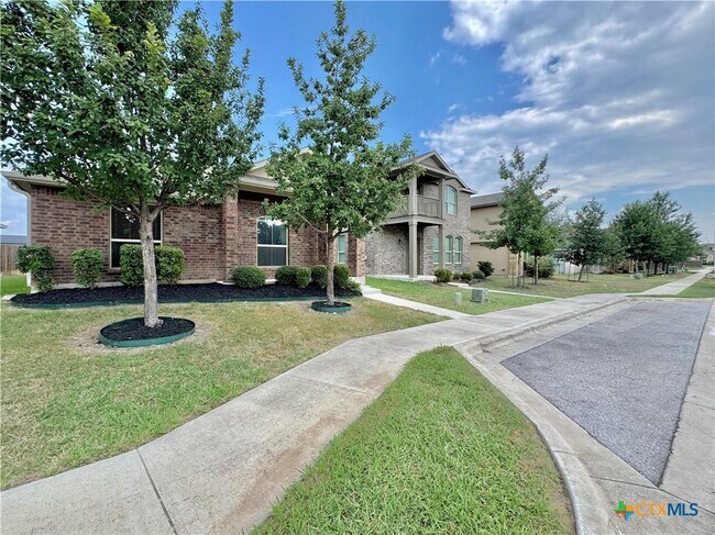 Foto del edificio - 1024 Britt Ln