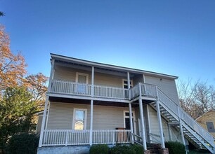 Building Photo - 740 Maryland St