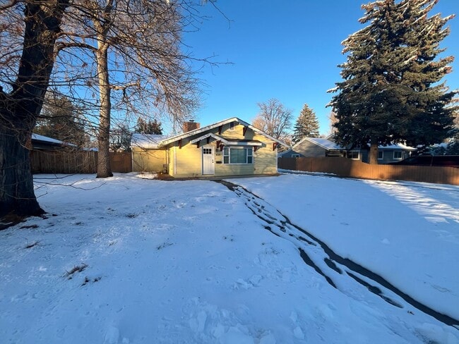 Building Photo - Wonderful Home Near City Park