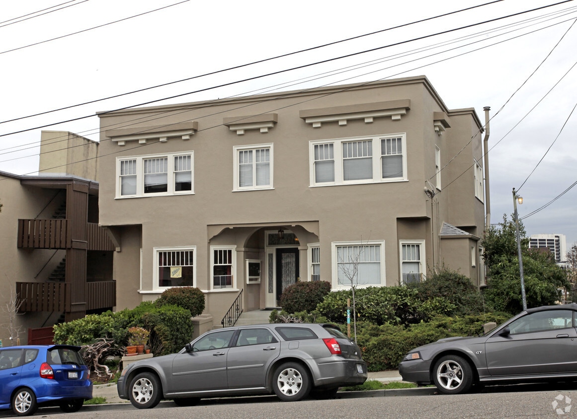 Building Photo - 243 Orange St