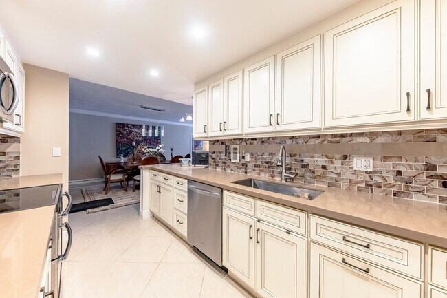 4250 Galt Ocean Dr photo'