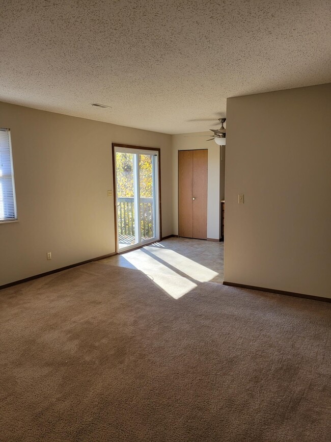 Building Photo - 3 Quail Hollow Ct