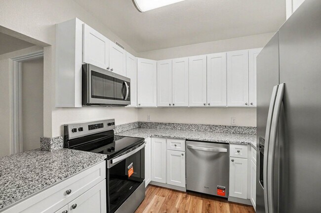 Building Photo - 1111 Brewer Ct