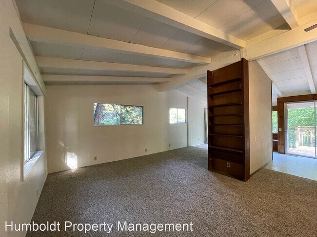 Building Photo - 3 br, 1 bath House - 454Redmond Road