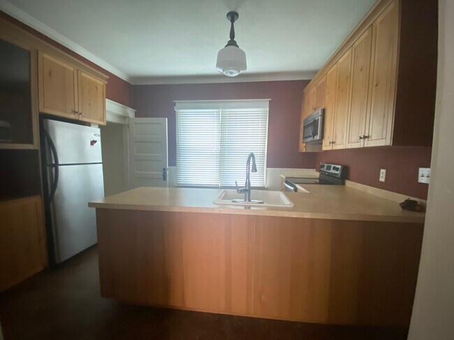 Foto del edificio - 714 14th Ave S