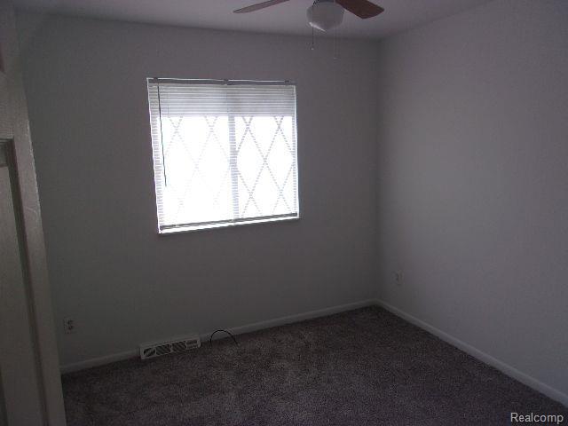 Foto del edificio - 2425 Dexter Rd