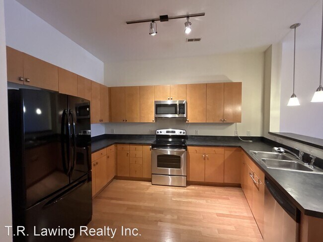 Foto del edificio - 2 br, 2.5 bath House - 973 Westmere Avenue