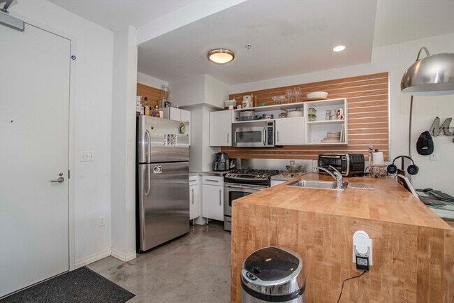 Foto del edificio - 251 Heath St