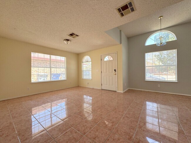 Foto del edificio - East El Paso 3bed/2bath!