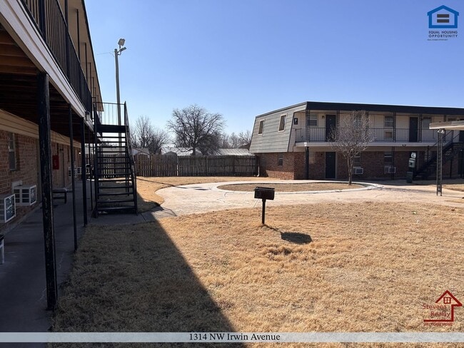 Building Photo - 1314 NW Irwin Ave