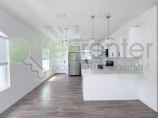 Building Photo - SUPER LOW PRICED - Like Brand New 2bed/2bath Apartment in Edinburg. Don't Miss Out!