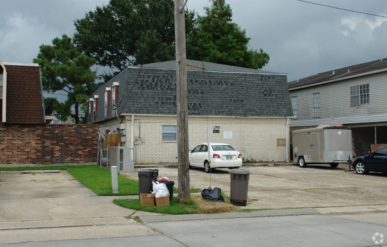 Building Photo - 2917 Kingman St