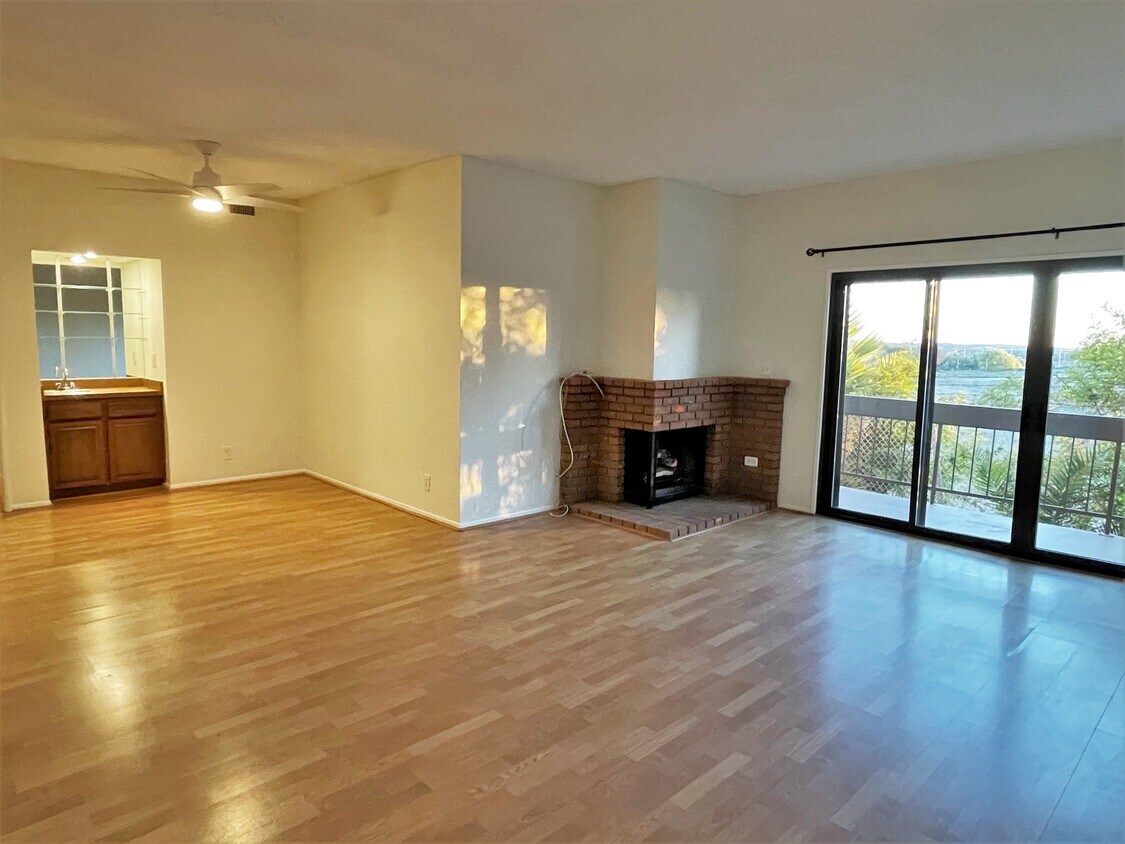 Foto principal - 8180 Manitoba St