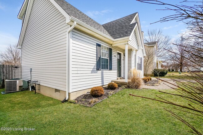 Foto del edificio - 4103 Willowview Blvd