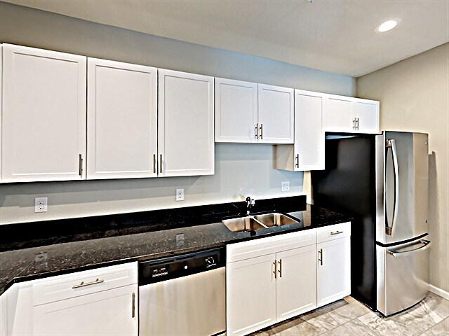 Foto del edificio - 20709 W Maiden Ln