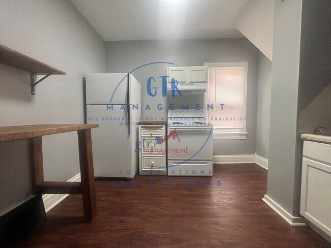 Foto del edificio - 3352 T St