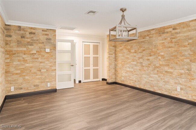 Foto del edificio - 5556 32nd Ave SW