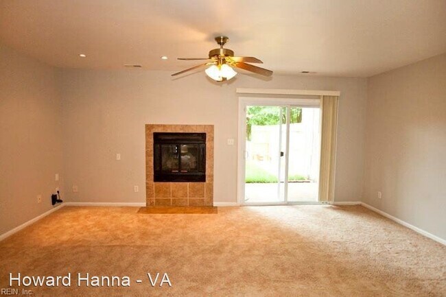 Foto del edificio - 3 br, 2.5 bath House - 733 Waters Drive