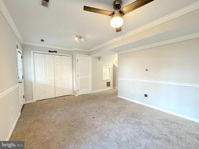 Building Photo - 6410 Katherine Ann Ln