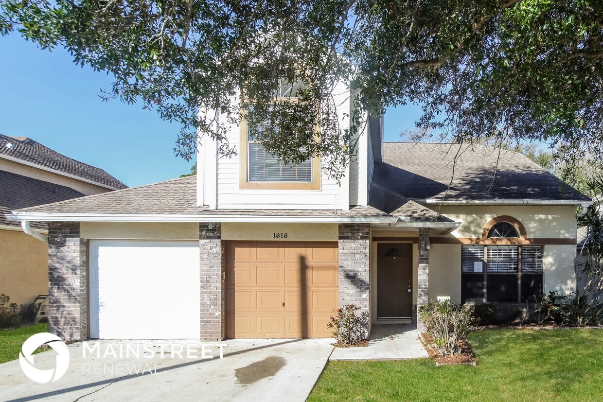 Foto principal - 1616 Clover Cir