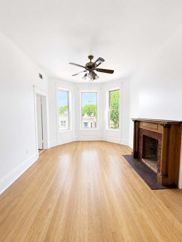 Foto del edificio - 2621 W Crystal St