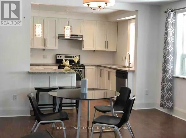 Photo du bâtiment - 62 Scarboro Beach Blvd