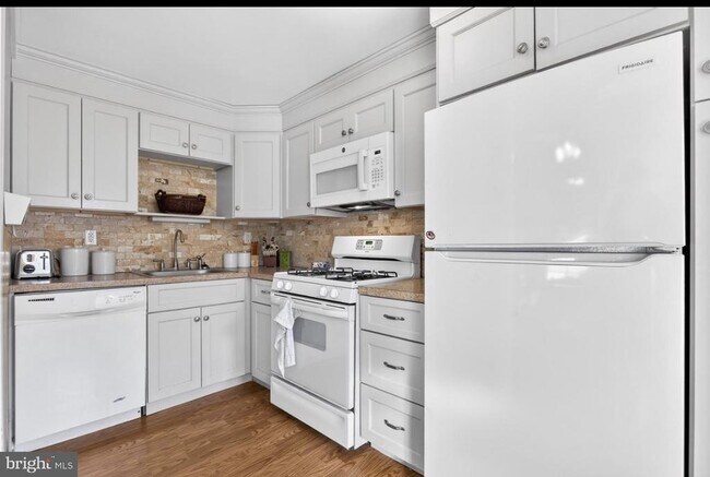 Foto del edificio - 304 Pine St