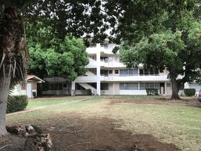 Building Photo - 2745 Kapiolani Blvd
