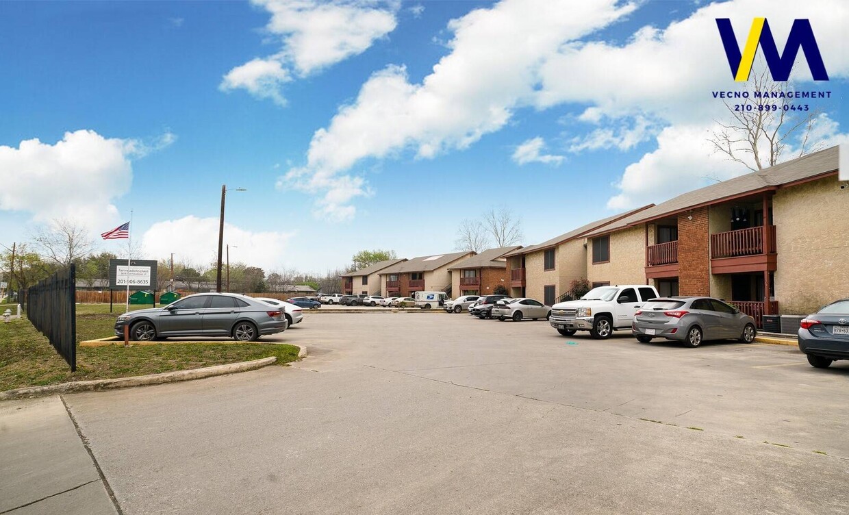 Primary Photo - 3616 Fairmeadows St