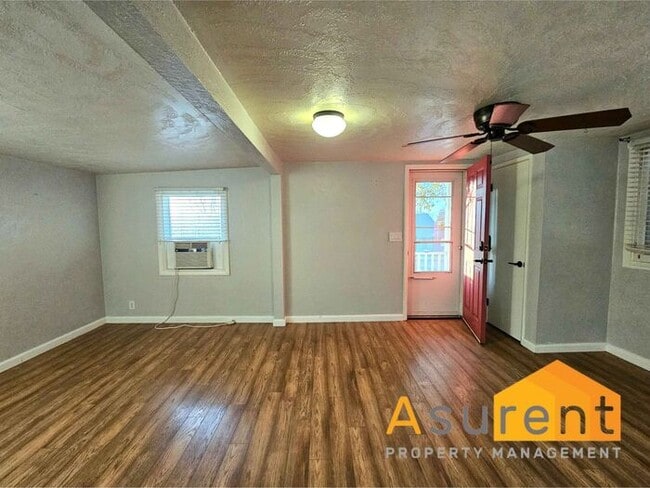 Building Photo - Beautiful Single-Level Home Located in the desirable East Medford neighborhood