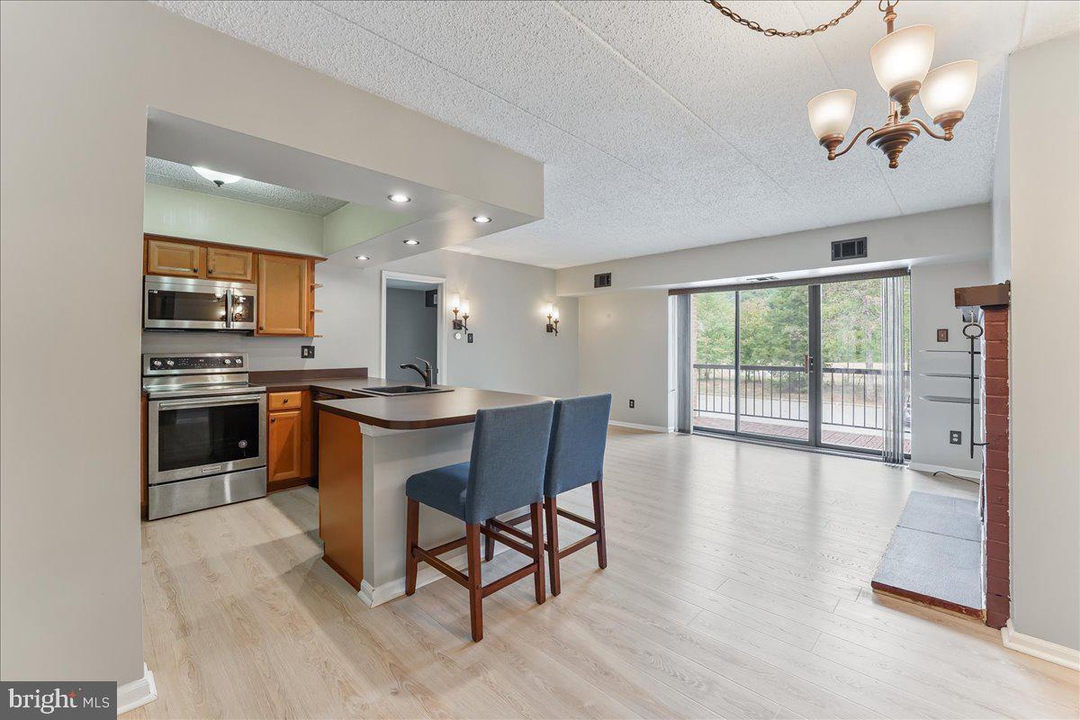 Foto principal - 1023 Washington Pl