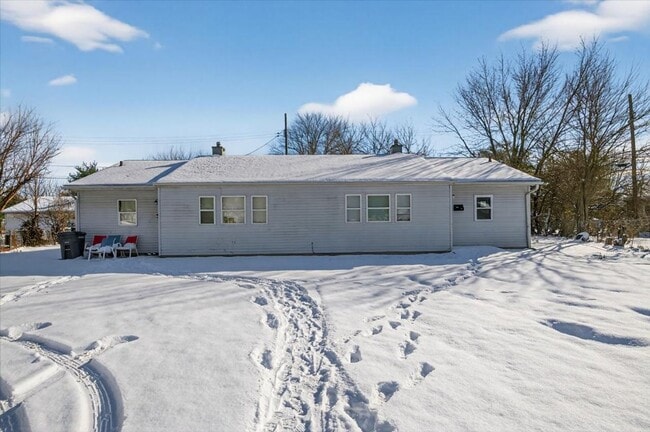 Photo - 2216-2216 Norden Ct Apartment