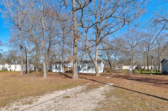 Foto del edificio - 78 County Rd 3310A