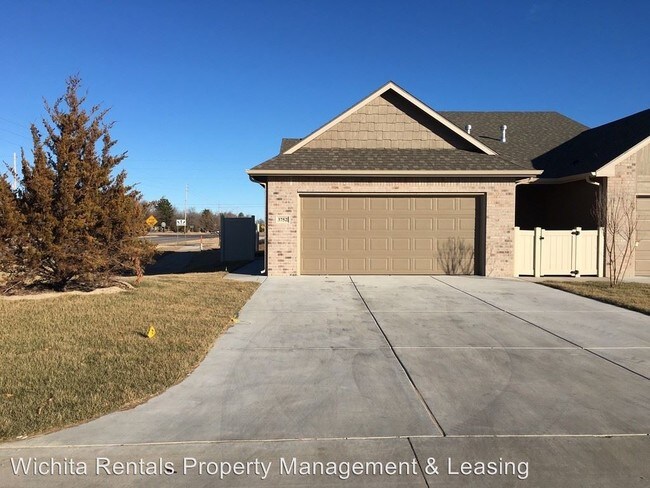 Foto del edificio - 3 br, 2 bath House - 2814 E. 45th Ct. N