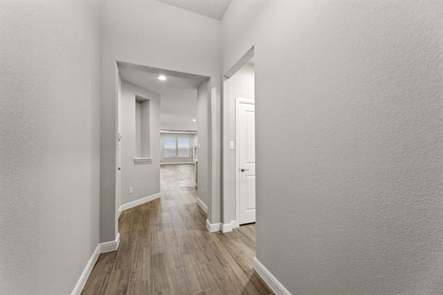 Building Photo - 1505 Longspur Dr