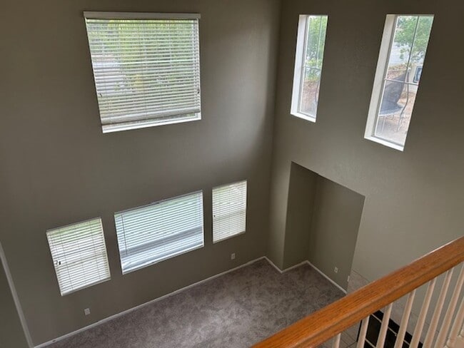 Building Photo - 32516 Guevara Dr