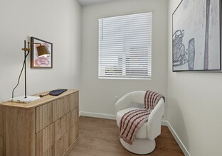 townhome- guest brdm 4.jpg - Boulders Menifee