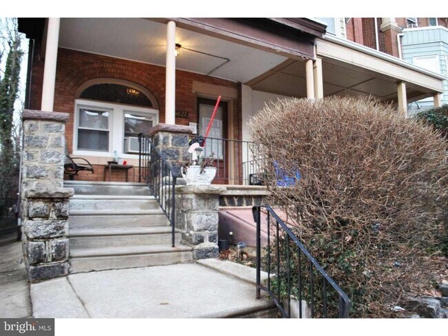 Foto del edificio - 5027 Pine St