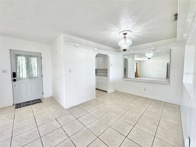 Foto del edificio - 1002 Biltmore Dr NW