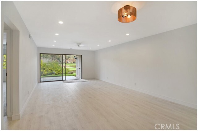 Foto del edificio - 31402 W Nine Dr