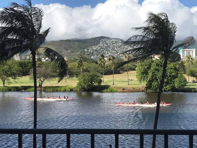 Foto del edificio - 2355 Ala Wai Blvd