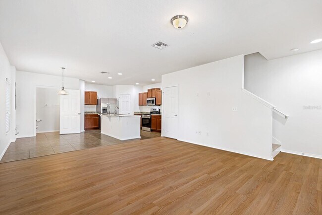 Foto del edificio - 4638 Chatterton Way