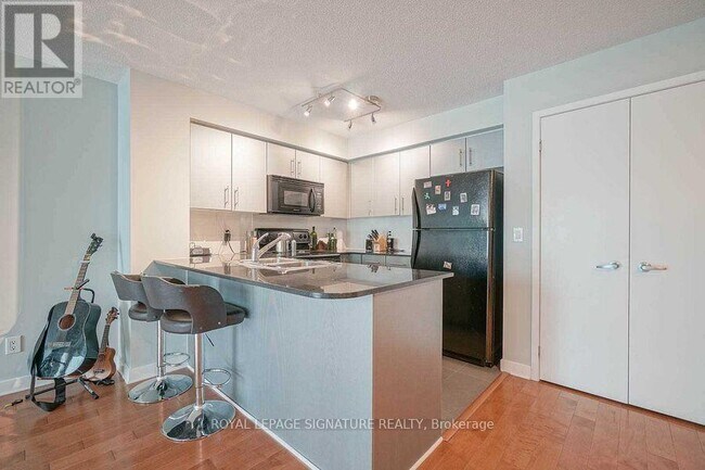 Photo du bâtiment - 12 Yonge St