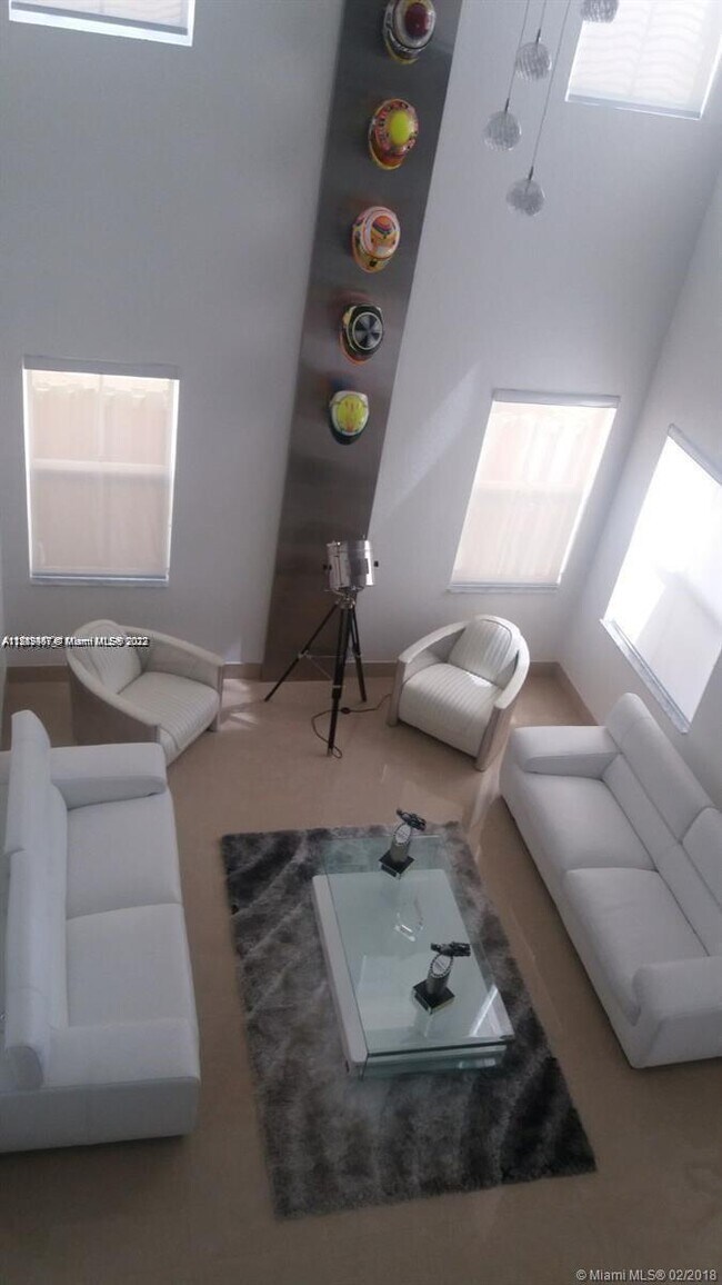 Foto del edificio - 7903 NW 111th Ct