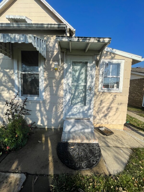 Building Photo - 112 Lincoln St